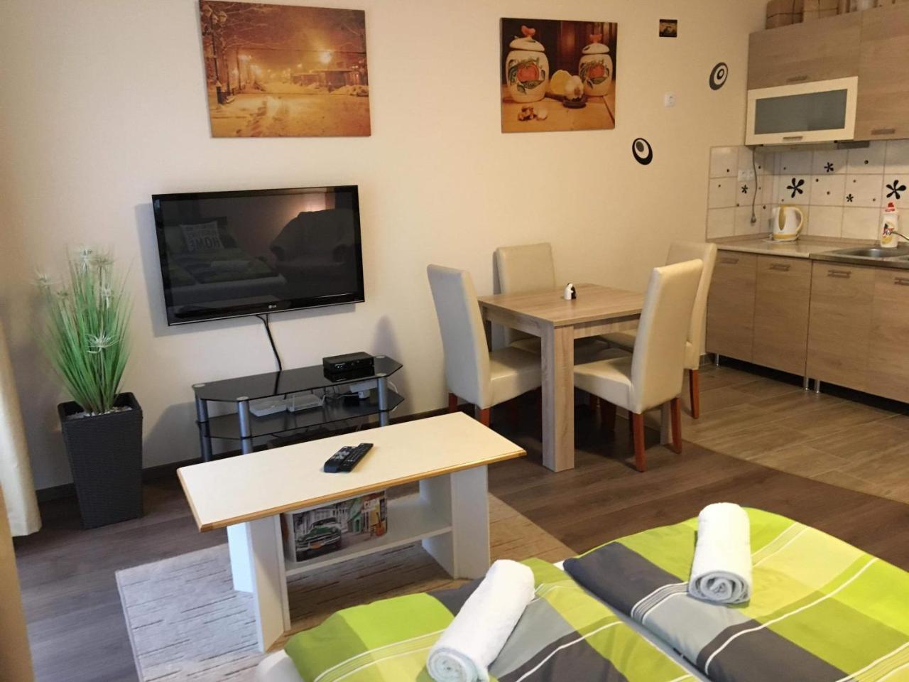 My Home Apartman Hajdúszoboszló Eksteriør bilde