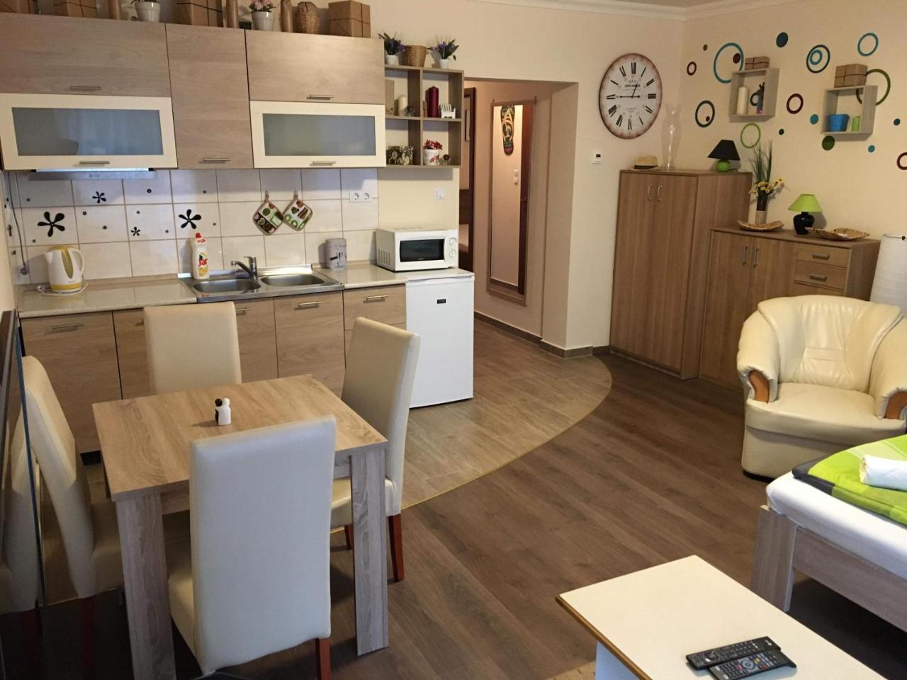 My Home Apartman Hajdúszoboszló Eksteriør bilde